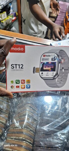 Montre connectée Modio ST12