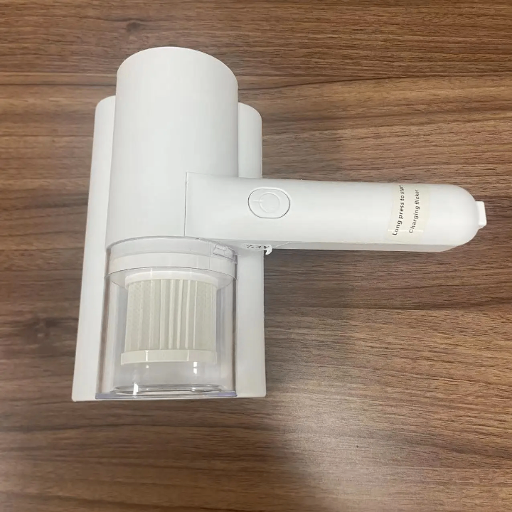 Aspirateur à main sans fil