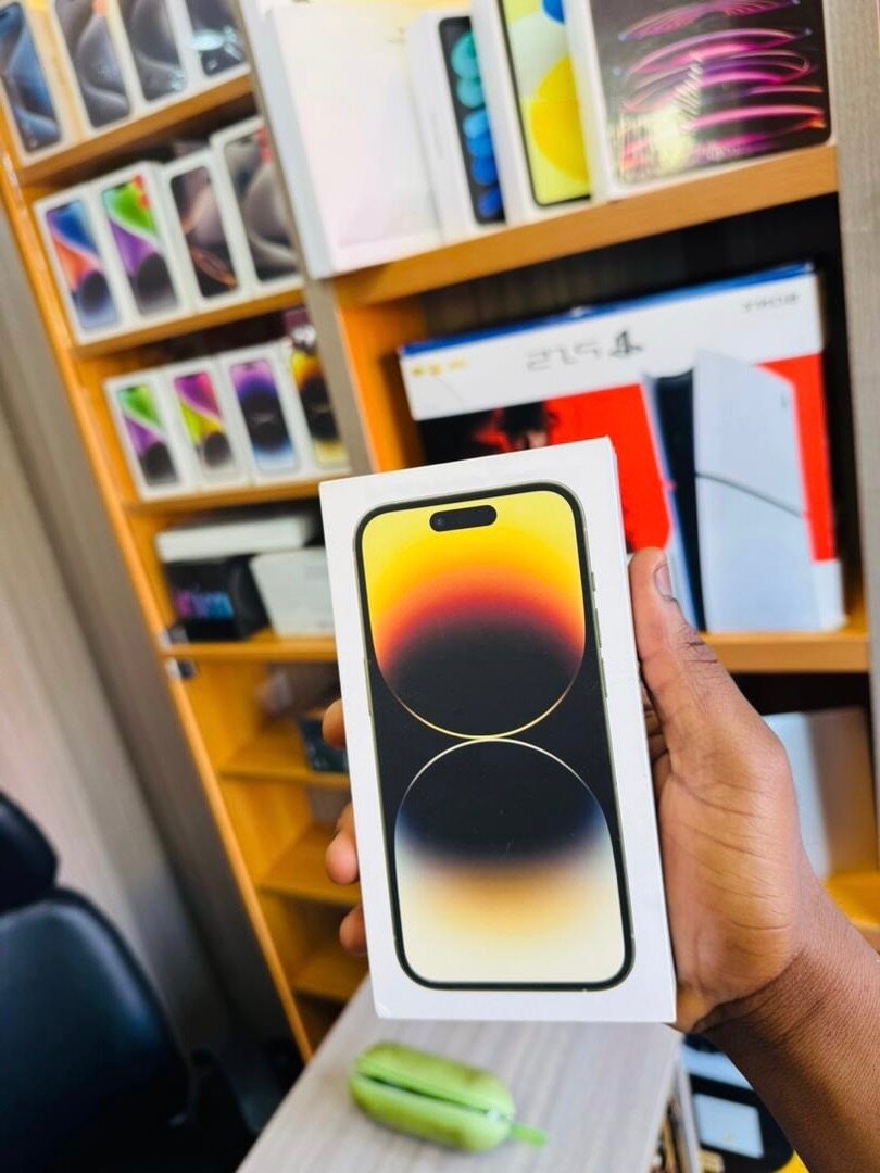 iPhone 14pro max (Gold )