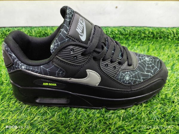 NiKE AiR MaX 90