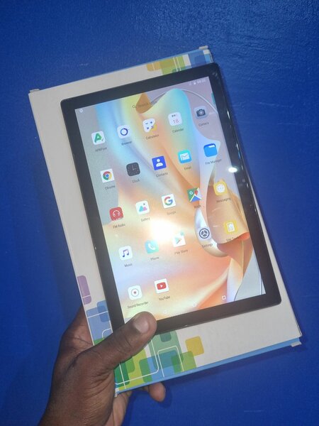 TABLETTE AVEC PUCES IMPORTÉ