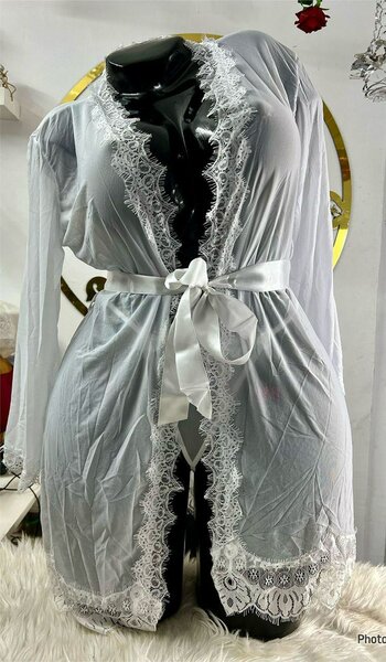 Peignoir en dentelle élégante