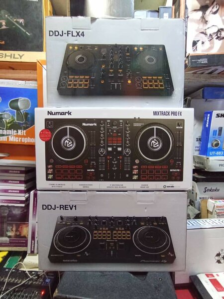 Contrôleur DJ professionnel