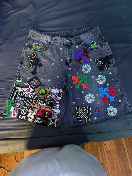 Shorts en jean brodés tendance