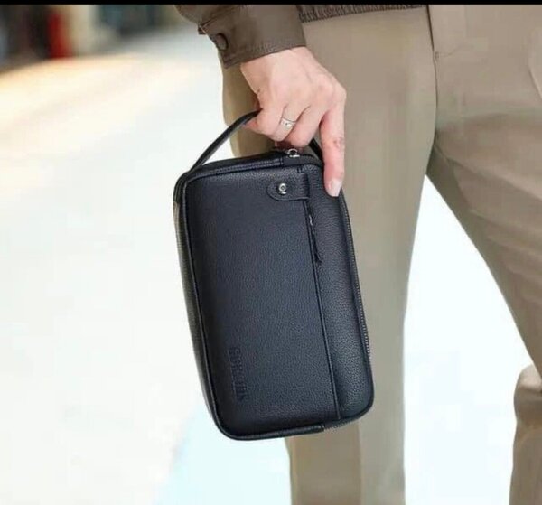 Pochette Homme en Cuir Élégante