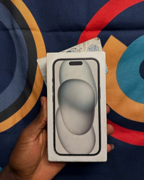 BRAND NEW IPHONE 15 128GB
