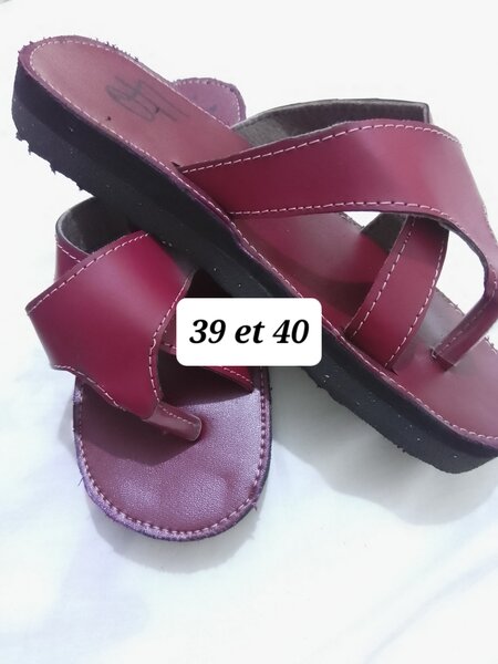 Sandales en cuir tressées élégantes