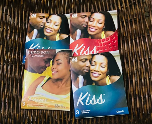 12 Préservatifs (4 paquets)