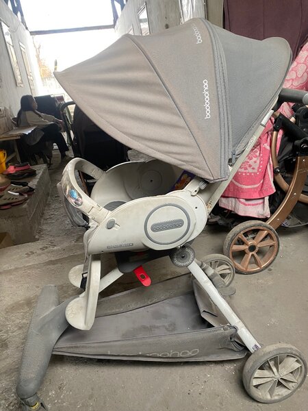 Коляска серый большой 5500 малинки черный 4500 Вел кол 3000