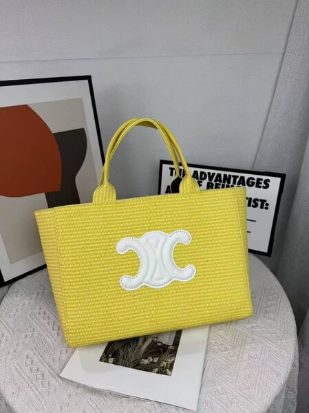 Sac à main en paille tendance