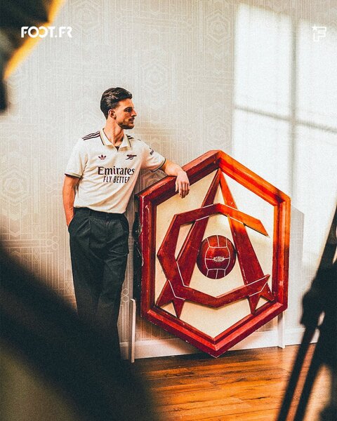 Maillot de football blanc élégant