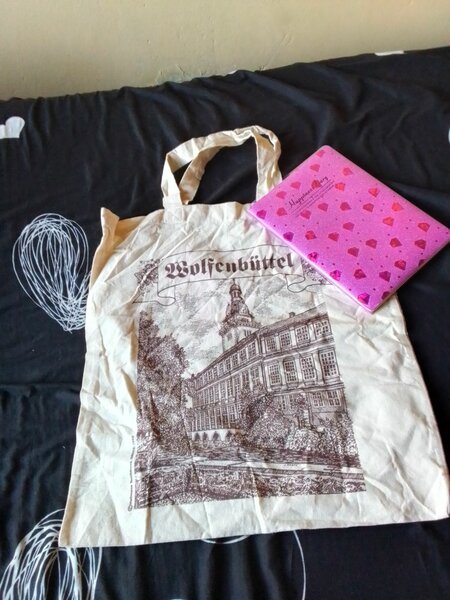 Tote bags