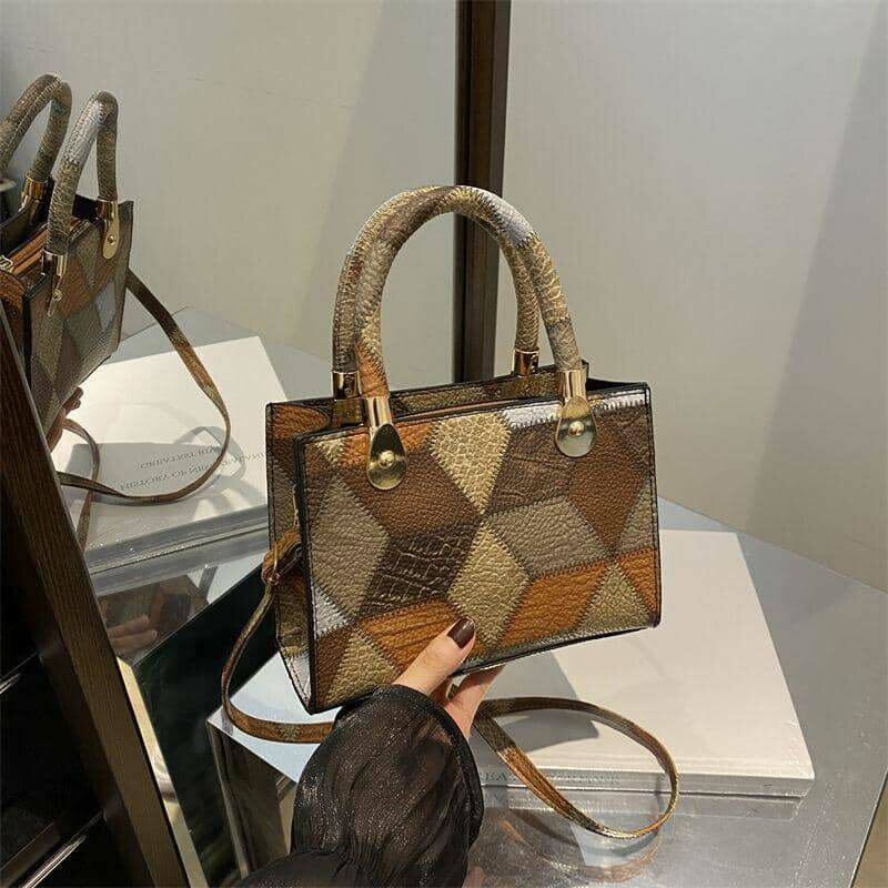 Sac à main en cuir géométrique