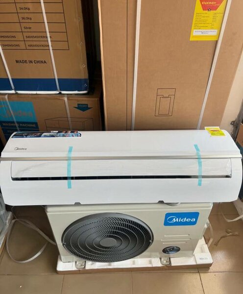 MIDEA AIR CONDITIONER