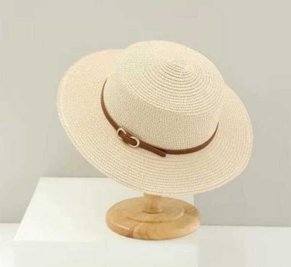 Chapeau d'été en paille