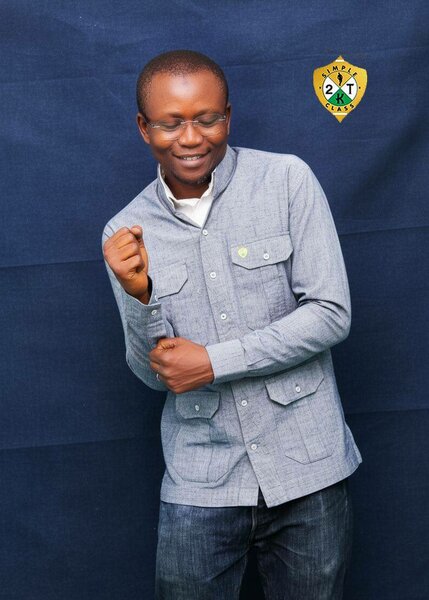 Chemise grise élégante homme