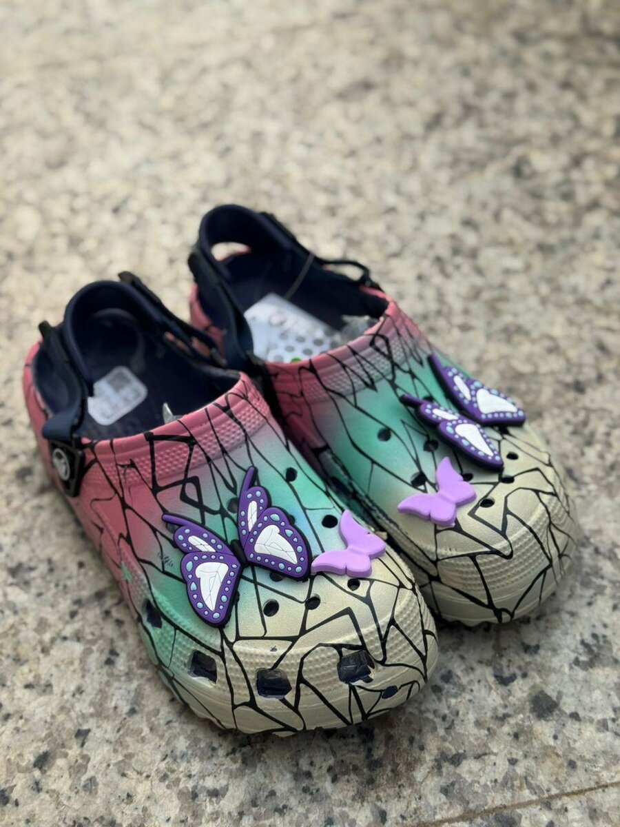 Sabots Colorés Papillon Enfant