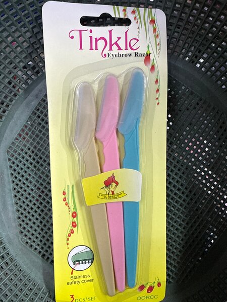 Rasoirs Tinkle pour sourcils