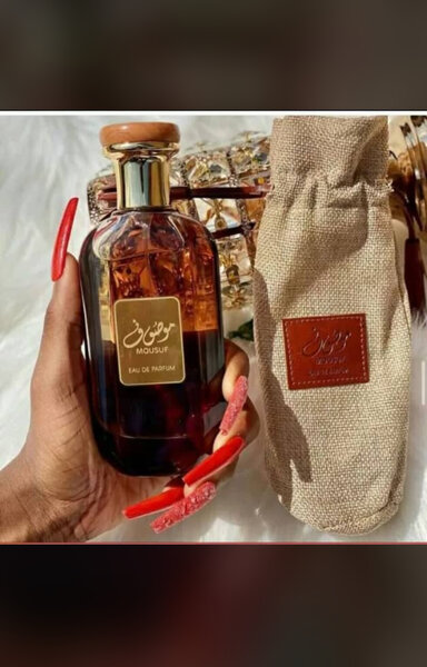 Parfum de Luxe Élégant