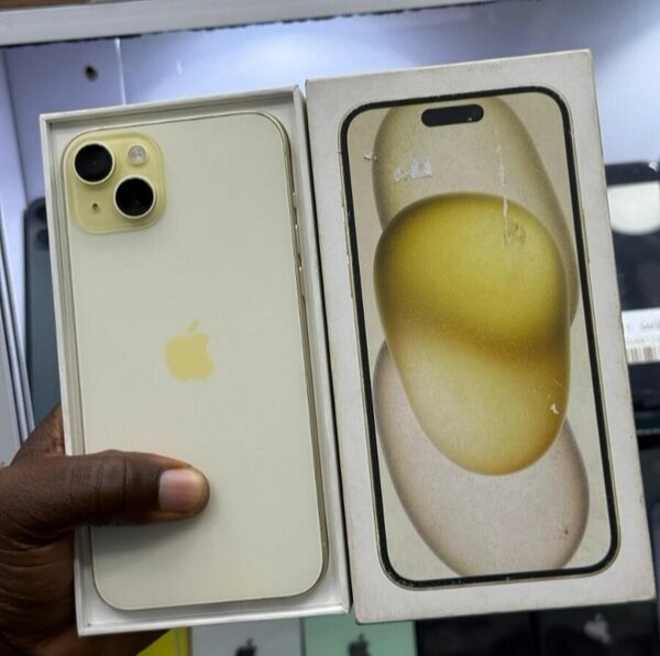 iPhone 15 jaune neuf