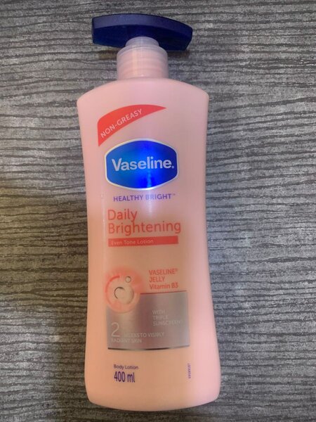 Vaseline body lotion
