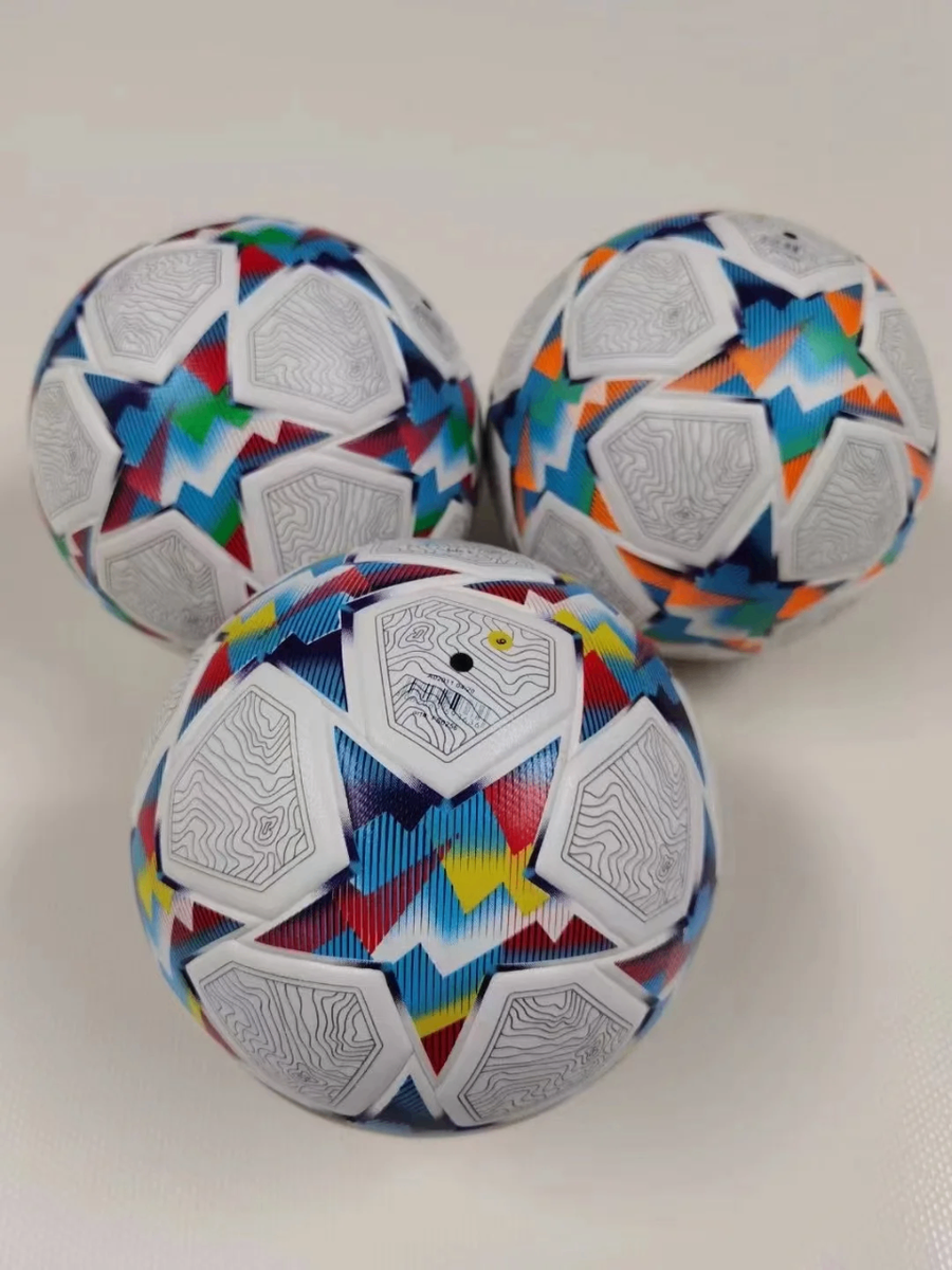 Ballon de Football Coloré Excellent