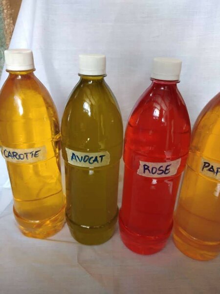 Huiles essentielles variées