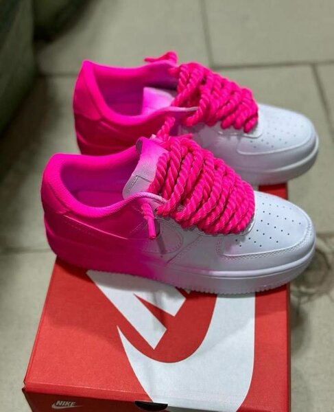 LADIES SNEAKERS