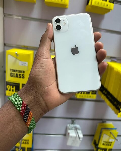 BRAND NEW IPHONE 🍏 pro 