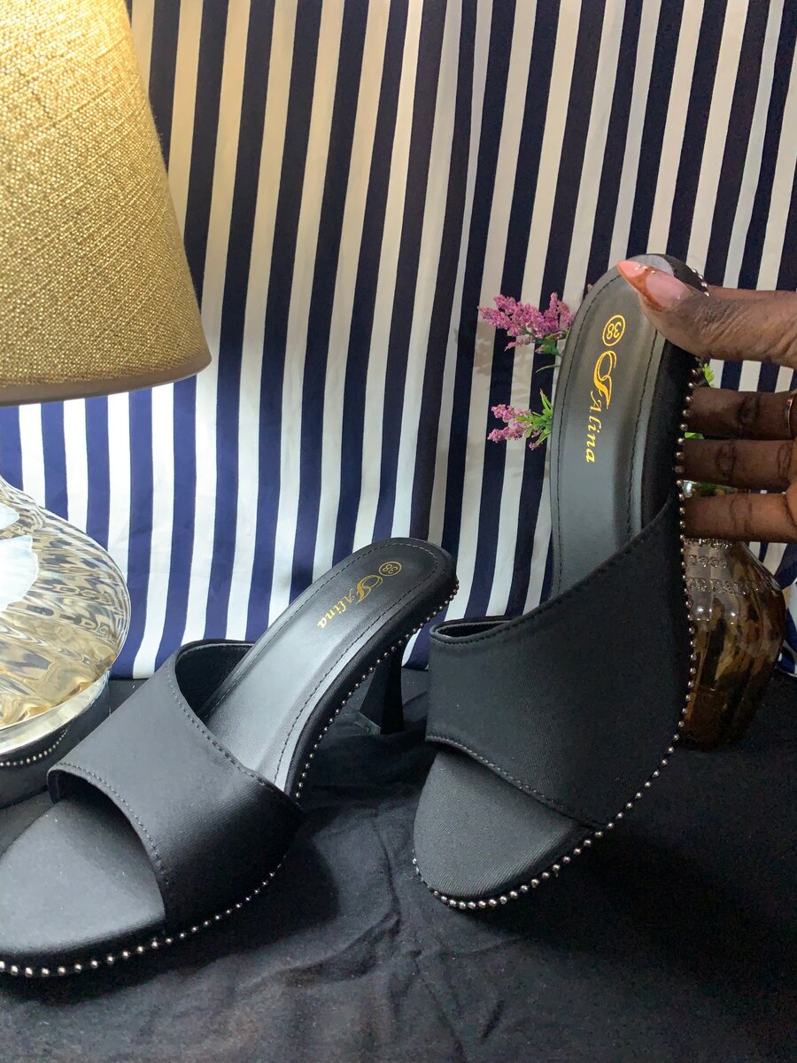 Stylish Women's Heeled Sandals