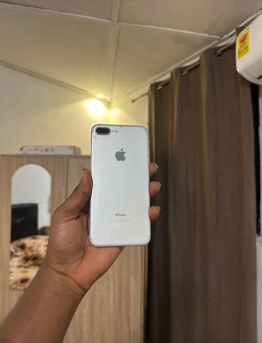 iPhone 8 Plus