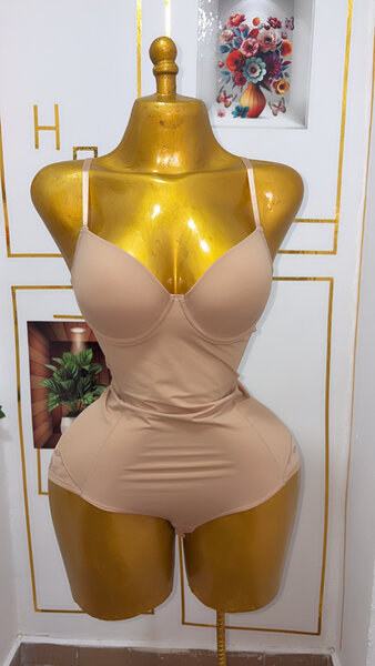 Body sculptant femme beige