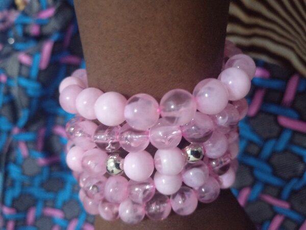 Bracelets en perles colorées