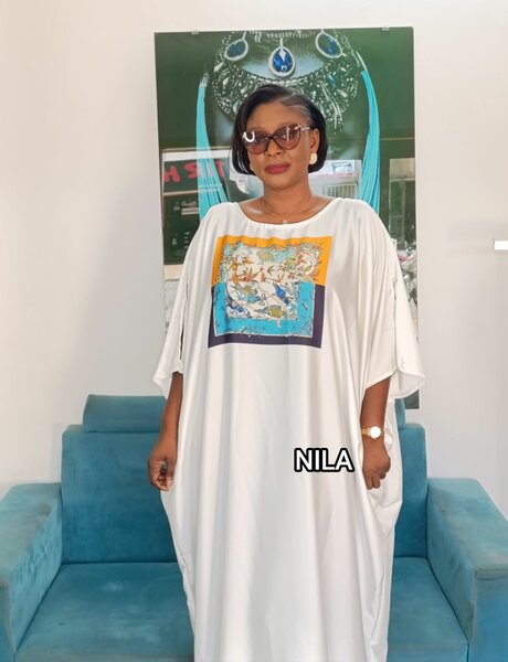 Robe Caftan en Soie Élégante