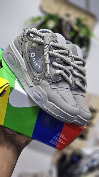 Sneakers polyvalentes OGiy™