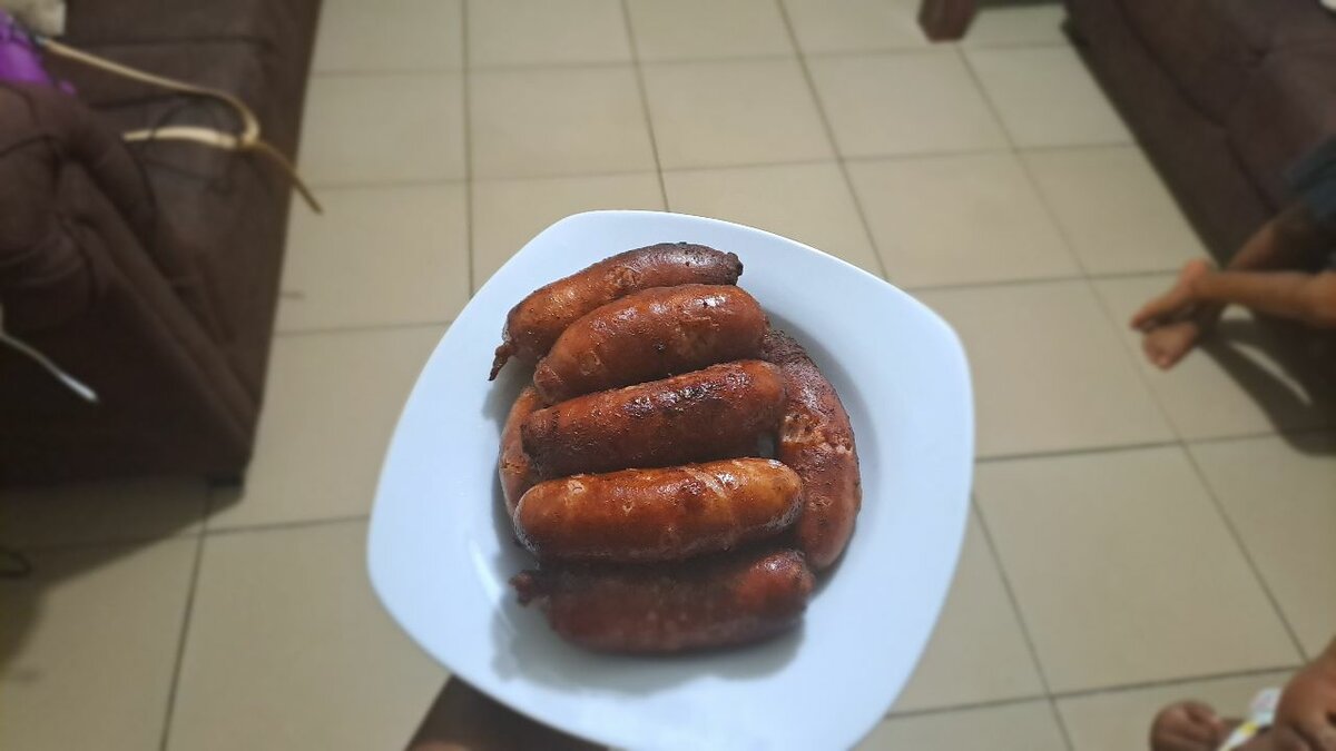Saucisses de porc grillées
