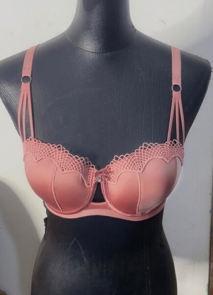 Ladies bra