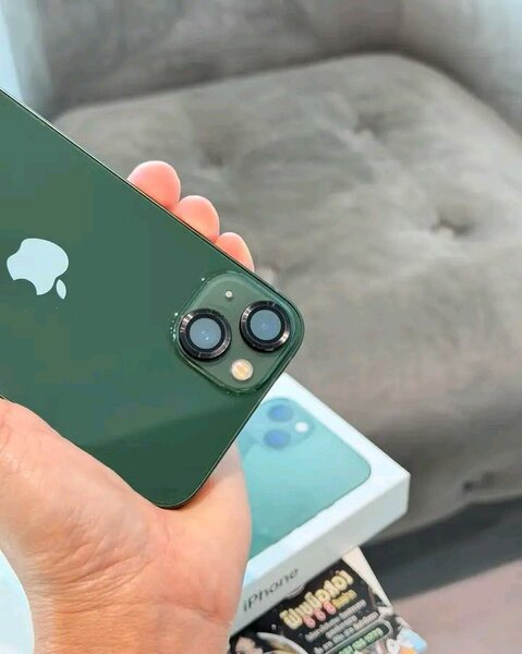 Apple iPhone 13 - Vert