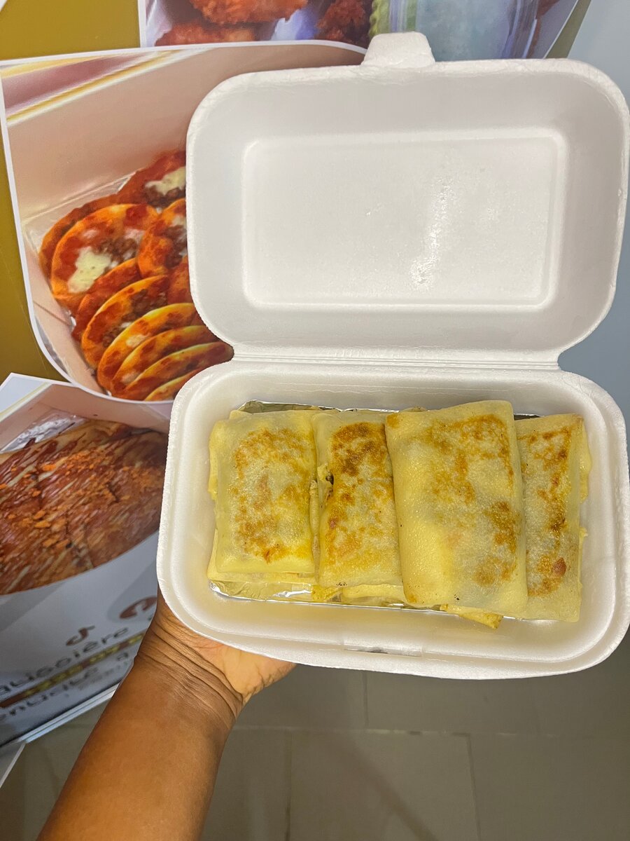 Rouleaux de crêpes fourrés