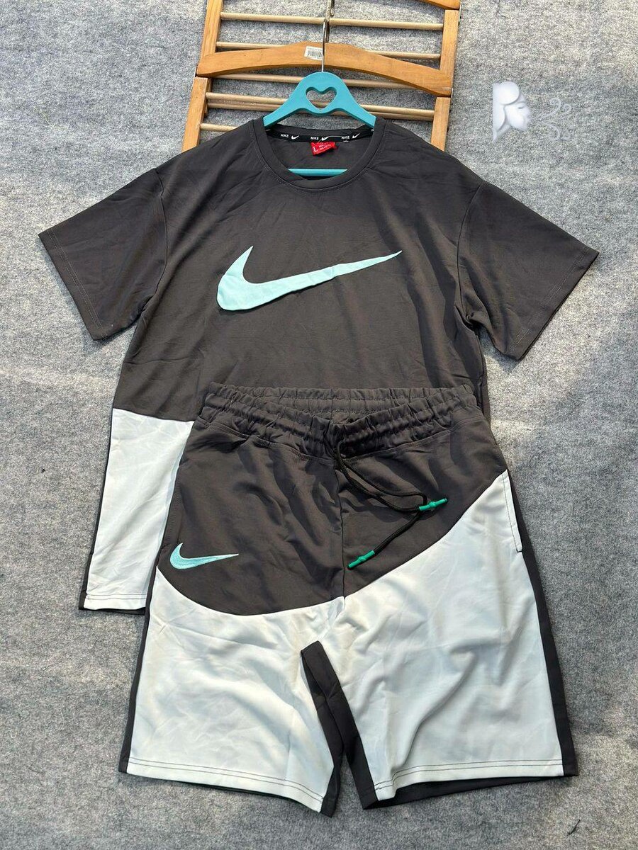 Ensemble de sport pour hommes