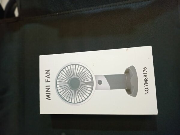 Portable fans and standing fans