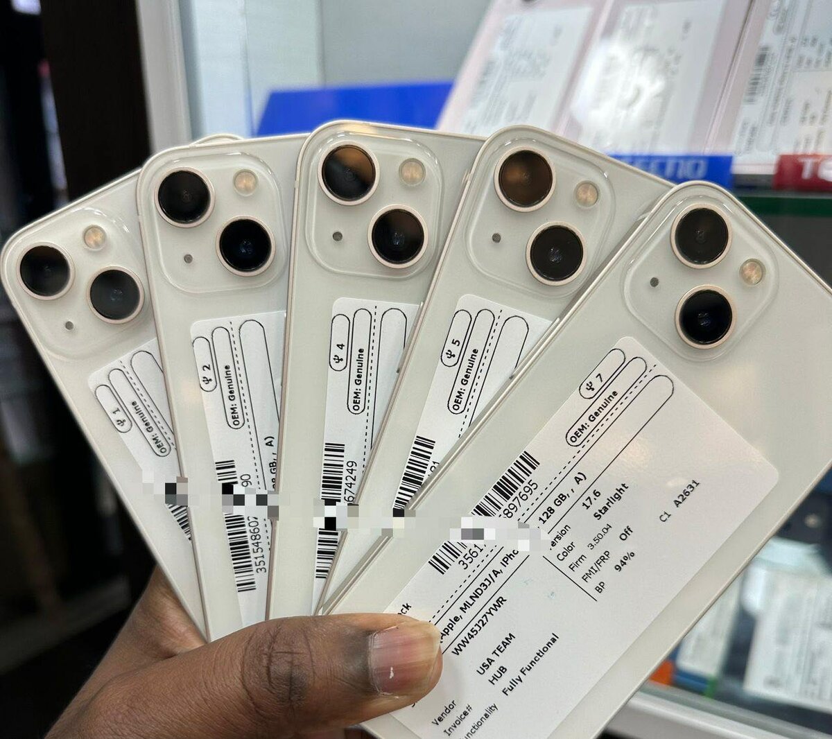 iPhone 13 simple colis (quasi neuf)