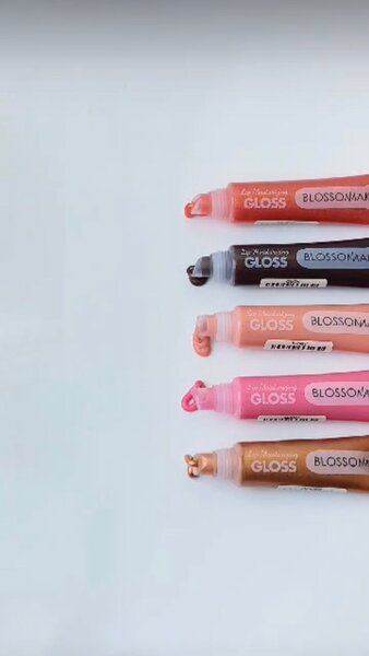 Gloss BlossoMakeup