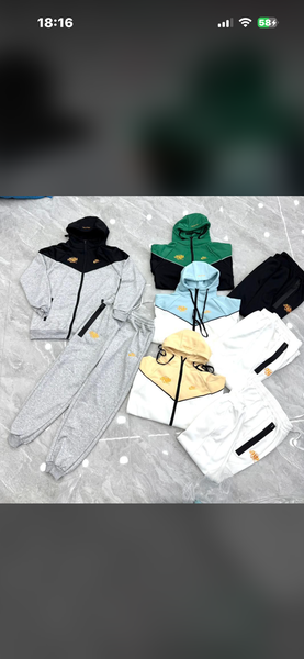 Costumes de sport tendance