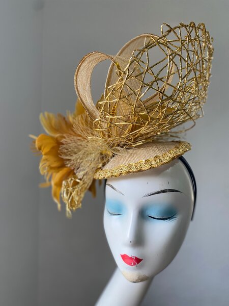 Fascinator