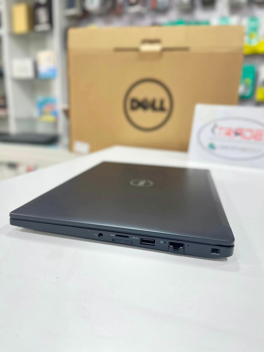 DELL Latitude 7290 Laptop