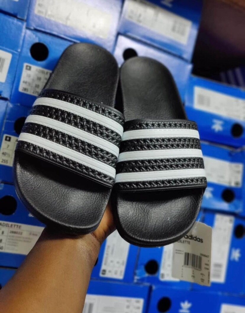 Claquettes Adidas unisexes