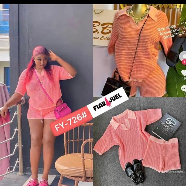 Ensemble confortable à rayures