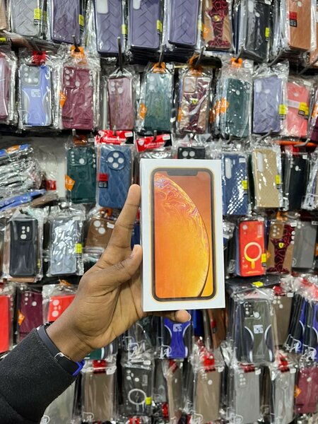 iPhone XR Jaune Débloqué 64gb