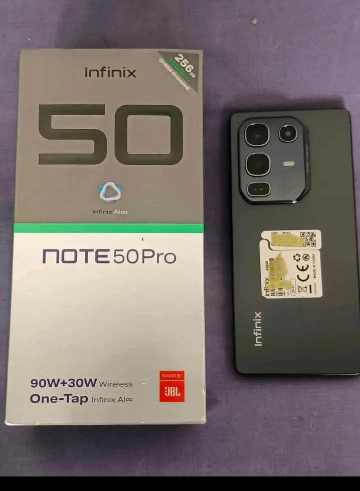 Téléphone Infinix Hot 50 Pro